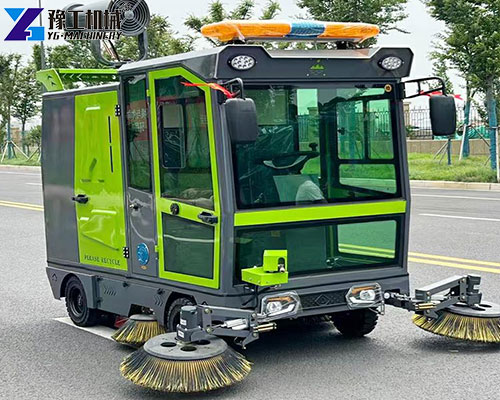 YG's electric street sweeper