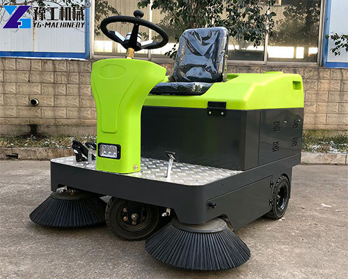 green sweeping machine for road