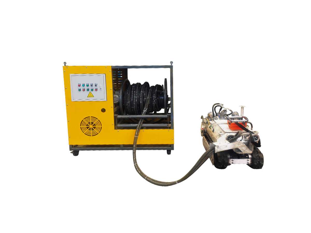 YG Machinery's tank cleaning robot