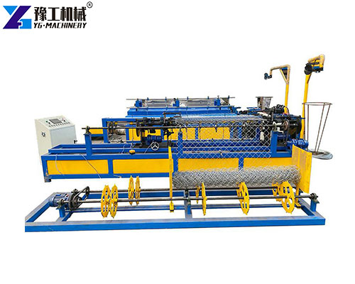 automatic chain link fencing machine