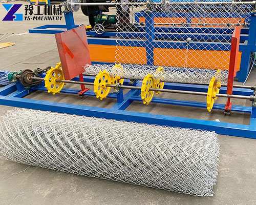 durable automatic chain link fencing machine