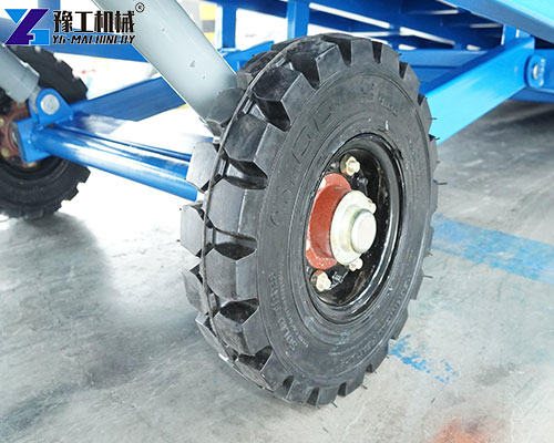 mobile loading dock ramp's tyres