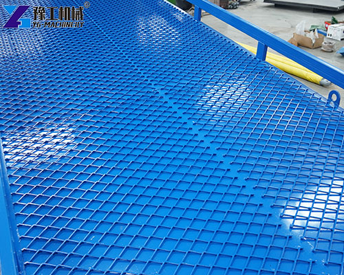 mobile loading ramp's grid steel plate