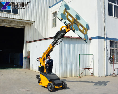 real shot of glass vacuum lifting equipment